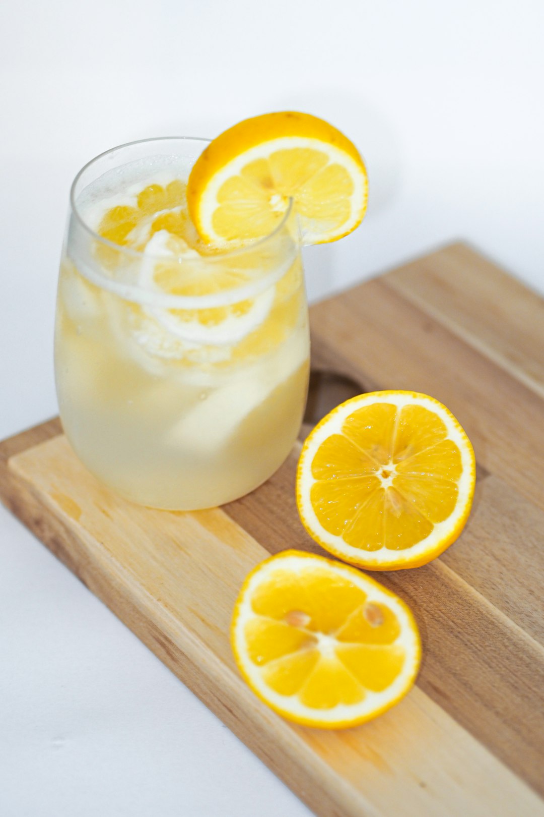 Smoothie al limone e avocado